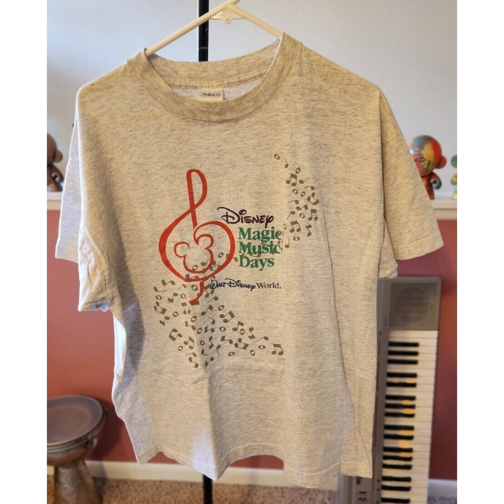 Disney World Tshirt -  Size XL - Vintage Unisex- Magic Music Days - Mickey Mouse